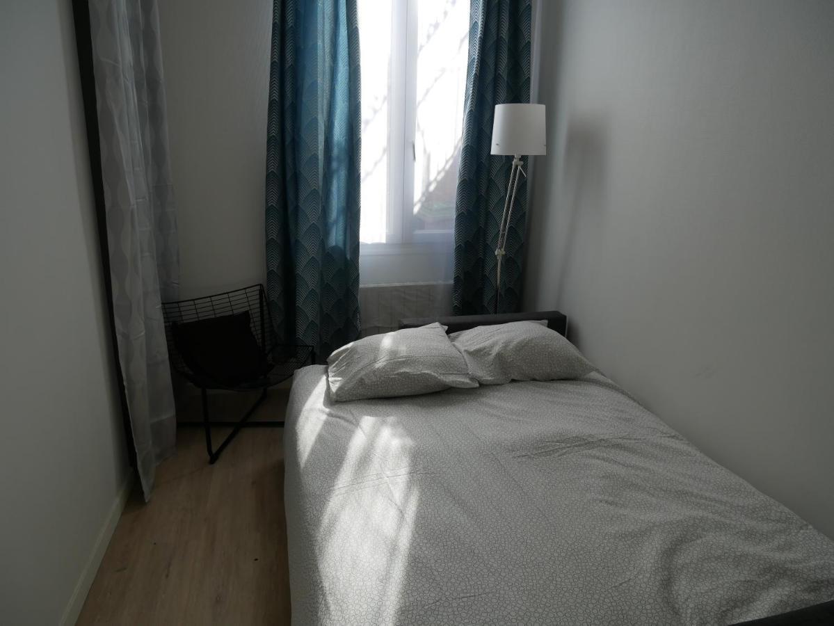 Modern 1 Bedroom Near The Metro. Casa de Férias Ivry-sur-Seine