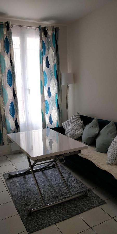 Modern 1 Bedroom Near The Metro. Ferienhaus Ivry-sur-Seine